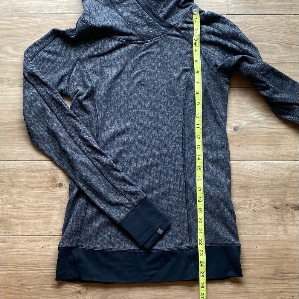 Lululemon Pullover - Picture 4 of 7
